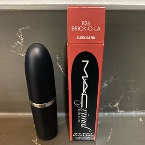 MAC COSMETICS
M•A•CXIMAL Sleek Satin Lipstick